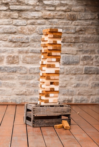 XXL Jenga mit Weinkiste